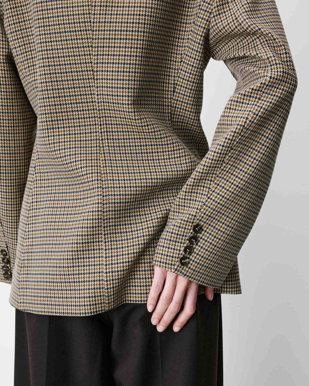 ALMOND BLAZER - kommer snart